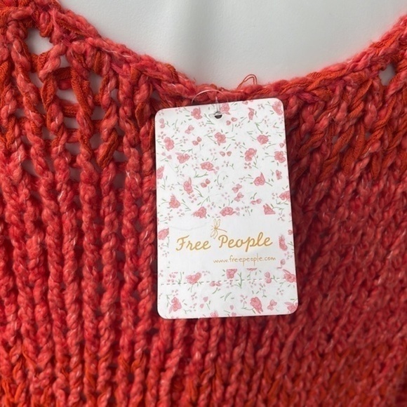 NWT Free People Georgia V Neck Chunky Knit Tunic Sweater in Red Size Medium - Picture 10 of 11